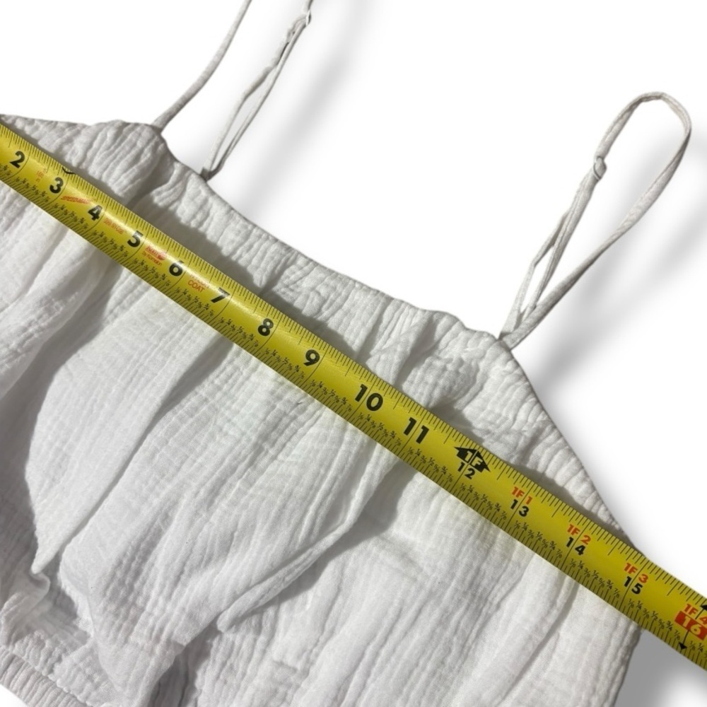 Express Large Smocked NWT White Lightweight Spaghetti Strap Tank Gauze Crop Top - Picture 15 of 16
